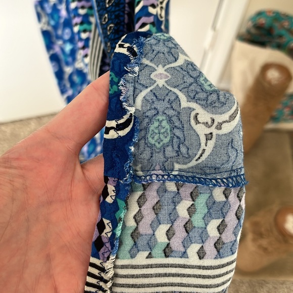 Elle Blue, White, and Black Patterned Dress XL (altered) midi length with pocket - Picture 11 of 13